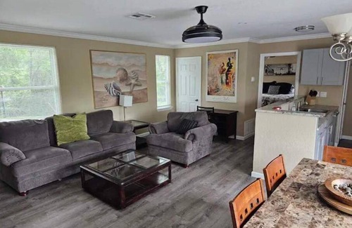 Spring House | Guest House with Private Beach!