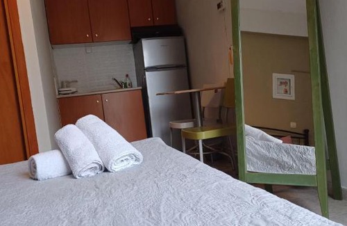 Serres Apartment | Guest Room