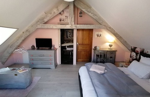Magny-le-Desert House | Guest rooms spa swimming pool Normandy la brocherie relaxation family countryside