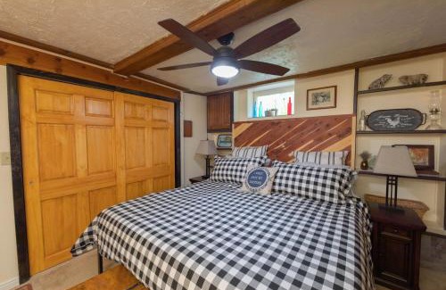 Murray Apartment | Guest Suite at The Red House basement attached with private entrance