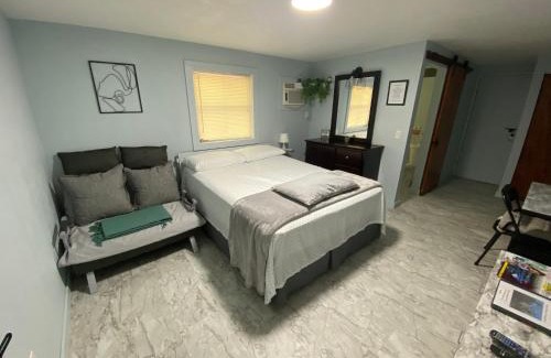 Interchange Square Apartment | Guest Suite at Turkey Creek - 1 bedroom suite