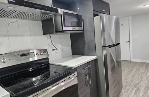 Southeast Calgary House | Guest Suite in Southeast Calgary