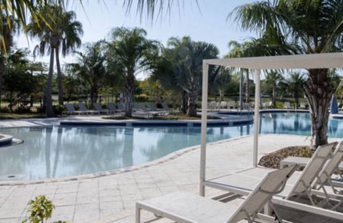 Balm House | Guest suite with swimming pool