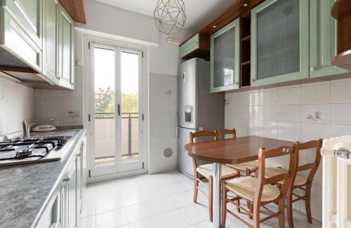 Gallaratese Apartment | GuestHost - Bonola MM1 Comfy Apartment