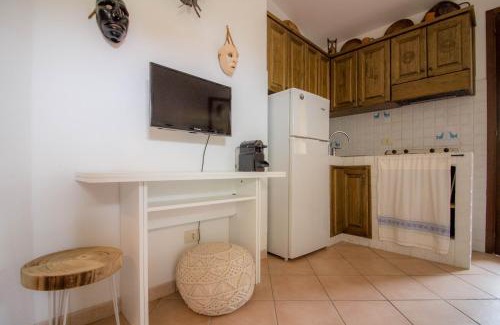 San Pantaleo Apartment | GuestHost - Comfy Apartment X3 with Terrace