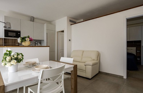 Luni Apartment | GuestHost - Mare Monti Apartment 6