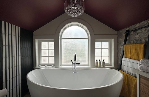 Northeast Edmonton House | Guesthouse at the Davidson Manor