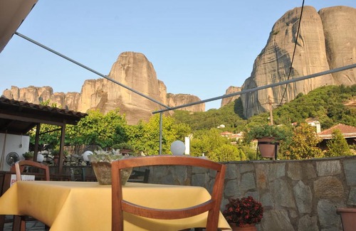 Kastraki House | GUESTHOUSE BLOUTSOS ROOMS