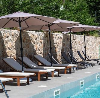Perast Bed & Breakfast | GuestHouse Mrshe Palace