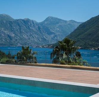 Perast Bed & Breakfast | GuestHouse Mrshe Palace