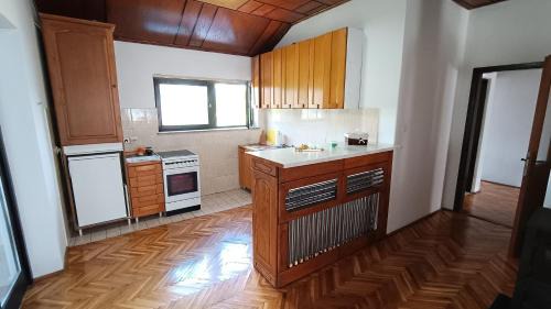Drvar Apartment | Guesthouse Trikic