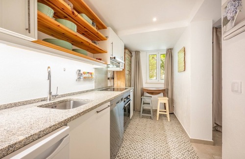 Praia das Macas House | GuestReady - A wonderful haven with garden