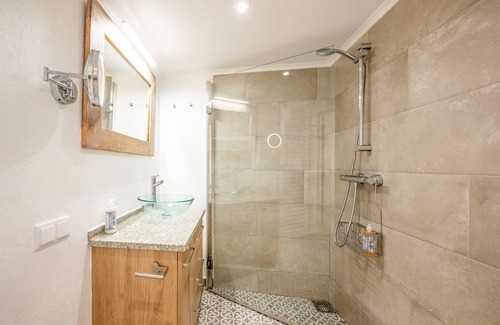 Praia das Macas House | GuestReady - A wonderful haven with garden