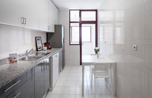 Vila Nova de Gaia Apartment | GuestReady - Comfortable Gaia Escape