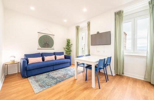 Santa Engracia Apartment | GuestReady - Captain's residence near Água museum