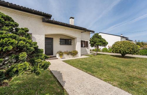 Esposende House | GuestReady - Casa do Farol