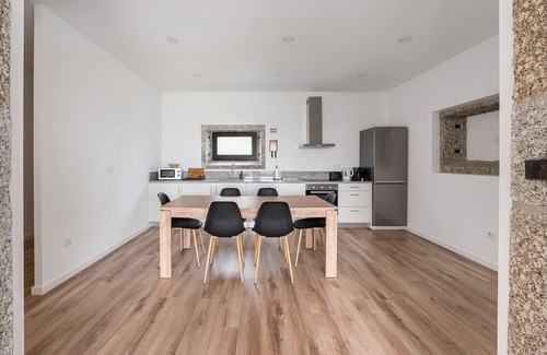 Rates Apartment | GuestReady - Casas de Fralães 2