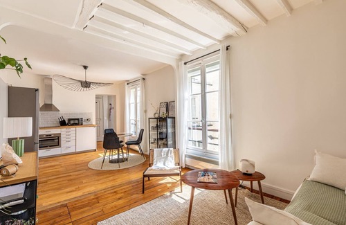 Quartier de Rochechouart Apartment | GuestReady - Charming Apt in Central Paris IX