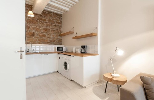 Victor Bach - Saint Louis Apartment | GuestReady - Charming Studio for 2 near the Metro