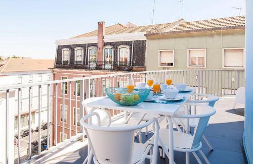 Santa Isabel Apartment | GuestReady - Chic flat near Estrela Garden