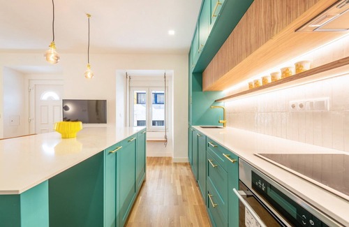 Alcantara Apartment | GuestReady - Colourful and Modern LxFactory