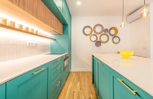 Alcantara Apartment | GuestReady - Colourful and Modern LxFactory
