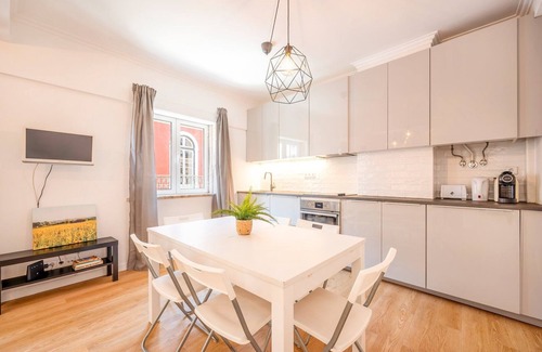Merces Apartment | GuestReady - Delightful home near the center