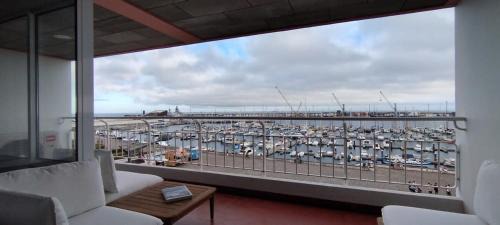 Ponta Delgada Apartment | GuestReady - Elegant Marina Apartment
