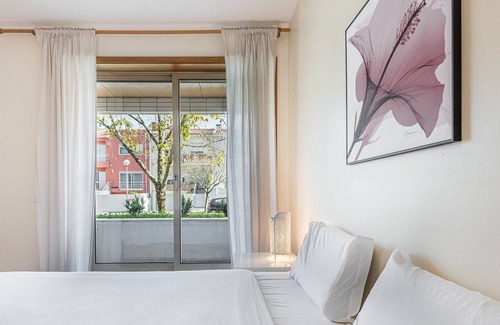Matosinhos Apartment | GuestReady - Green Stone Apartment