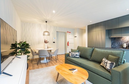 Mafamude Apartment | GuestReady - Khaki Roof