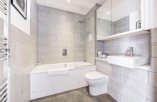 Hackney Apartment | GuestReady - Lower Clapton's Artistic Retreat