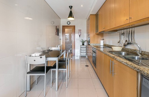 Povoa De Varzim Apartment | GuestReady - Luxe living by the pool