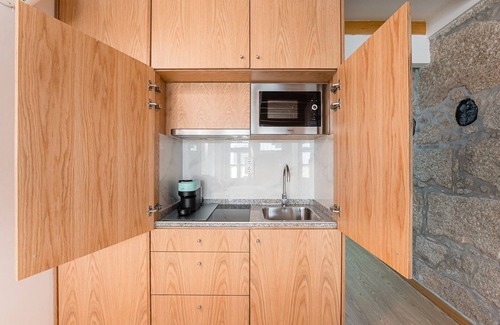 Uniao de Freguesias do Centro Apartment | GuestReady - Miragaia Stone Studio 1T