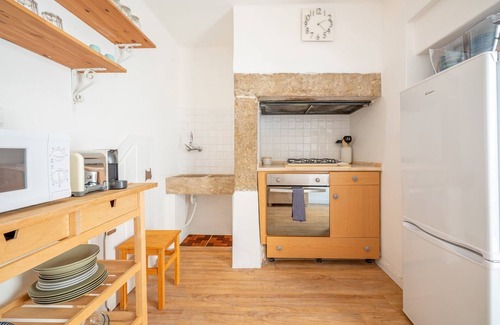 Linda-a-Velha House | GuestReady - More than words near Jerónimos