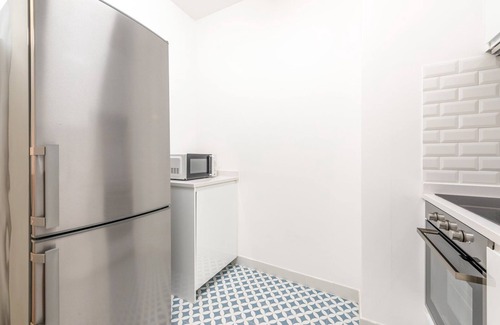 Restelo Apartment | GuestReady - Neoclassical building - Studio 1E