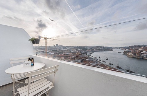 Santa Marinha Apartment | GuestReady - Port Studio 2