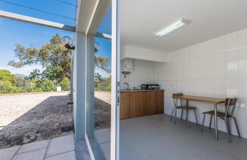 Moledo House | GuestReady - Paracoba House