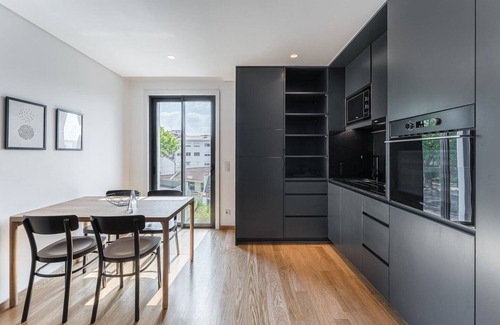 Centro / Baixa Apartment | GuestReady - Poet's Modern Retreat