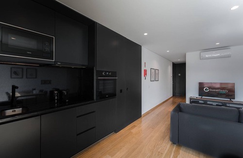 Centro / Baixa Apartment | GuestReady - Poet's Modern Retreat