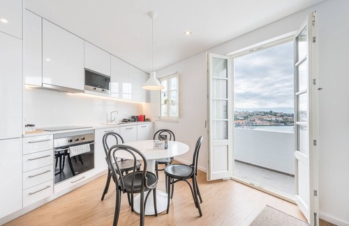 Santa Marinha Apartment | GuestReady - Riverview Douro Balcony