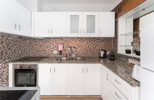 Amarante Apartment | GuestReady - Rooftop Retreat near Amarante Garden