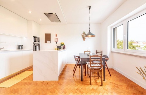 Penha de Franca Apartment | GuestReady - Spacious Flat in the heart of Lisbon