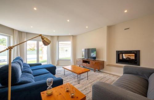 Sao Simao House | GuestReady - Sunshine oasis with pool