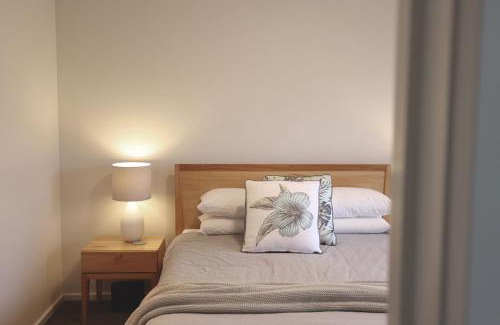Waterhouse House | Guichen Villa 3 - Wi-Fi Pets welcome outside