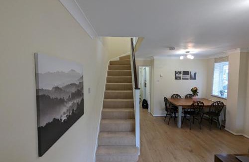 Guildford House | Guildford Townhouse with Parking