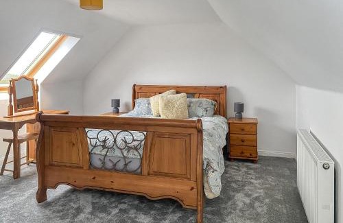 Alford House | Guise Cottage Uk46303