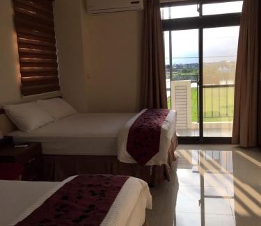 Wujie House | Guitar Charm B&B