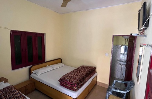 Narainkoti Hotel | Gujrat Bhawan