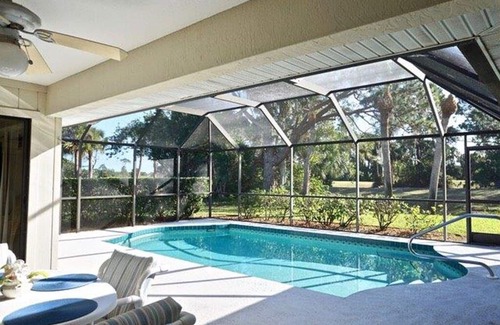 Pebble Beach House | Gulf Coast Paradise w/Heated Pool -12 min drive to Ocean Beach-Relaxing 3-2-2.