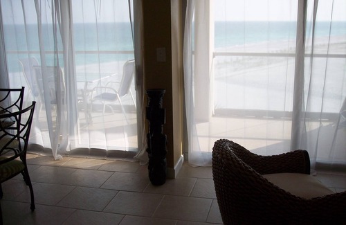 Pensacola Beach Condo | Gulf Front 2 bedroom Beautiful Pensacola Beach